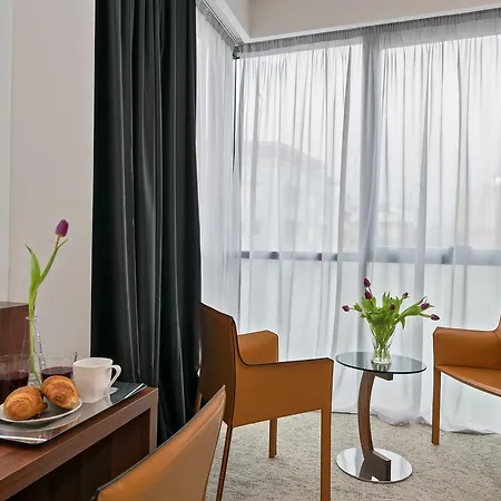 Priska Med Luxury Alojamento de Acomodação e Pequeno-almoço Split