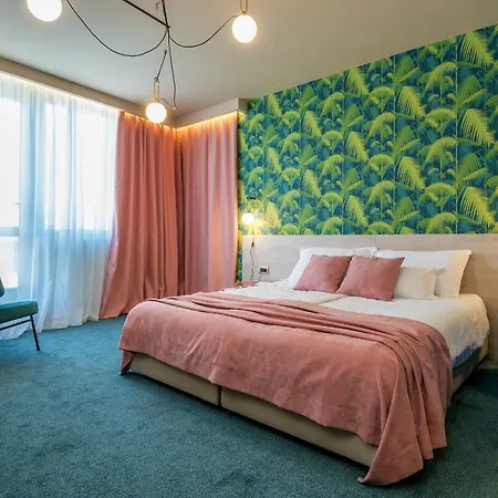 Priska Med Luxury Bed & Breakfast 4*
