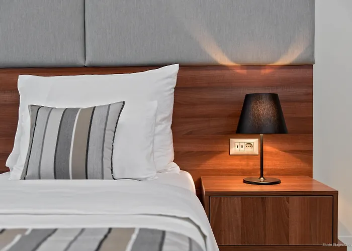 krevet i doručak Priska Med Luxury 4*