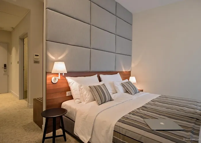 Priska Med Luxury Panzió 4*