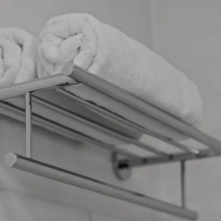 Priska Med Luxury سبليت