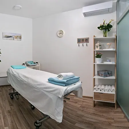 Priska Med Luxury فندق مبيت وإفطار 4*